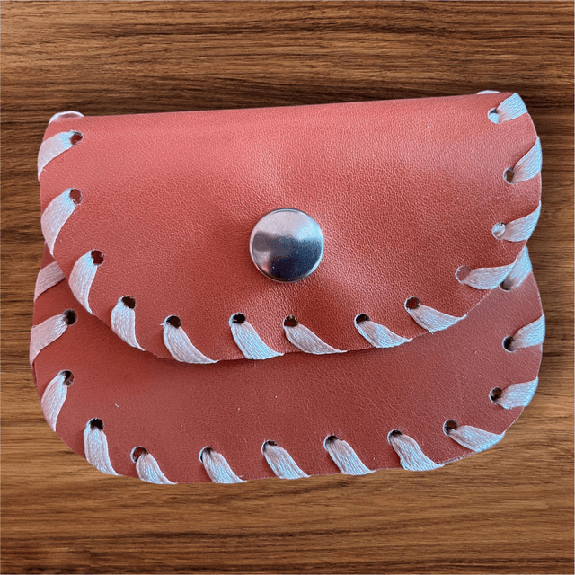 Pochette à chapelet en cuir corail