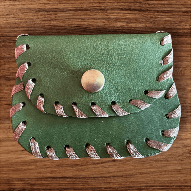 Pochette en cuir vert clair